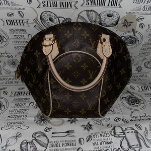 Louis Vuttion Handbag Purse